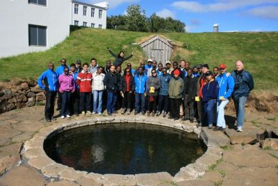 The class of 2012 in front of the hot tub of Snorri Sturluson